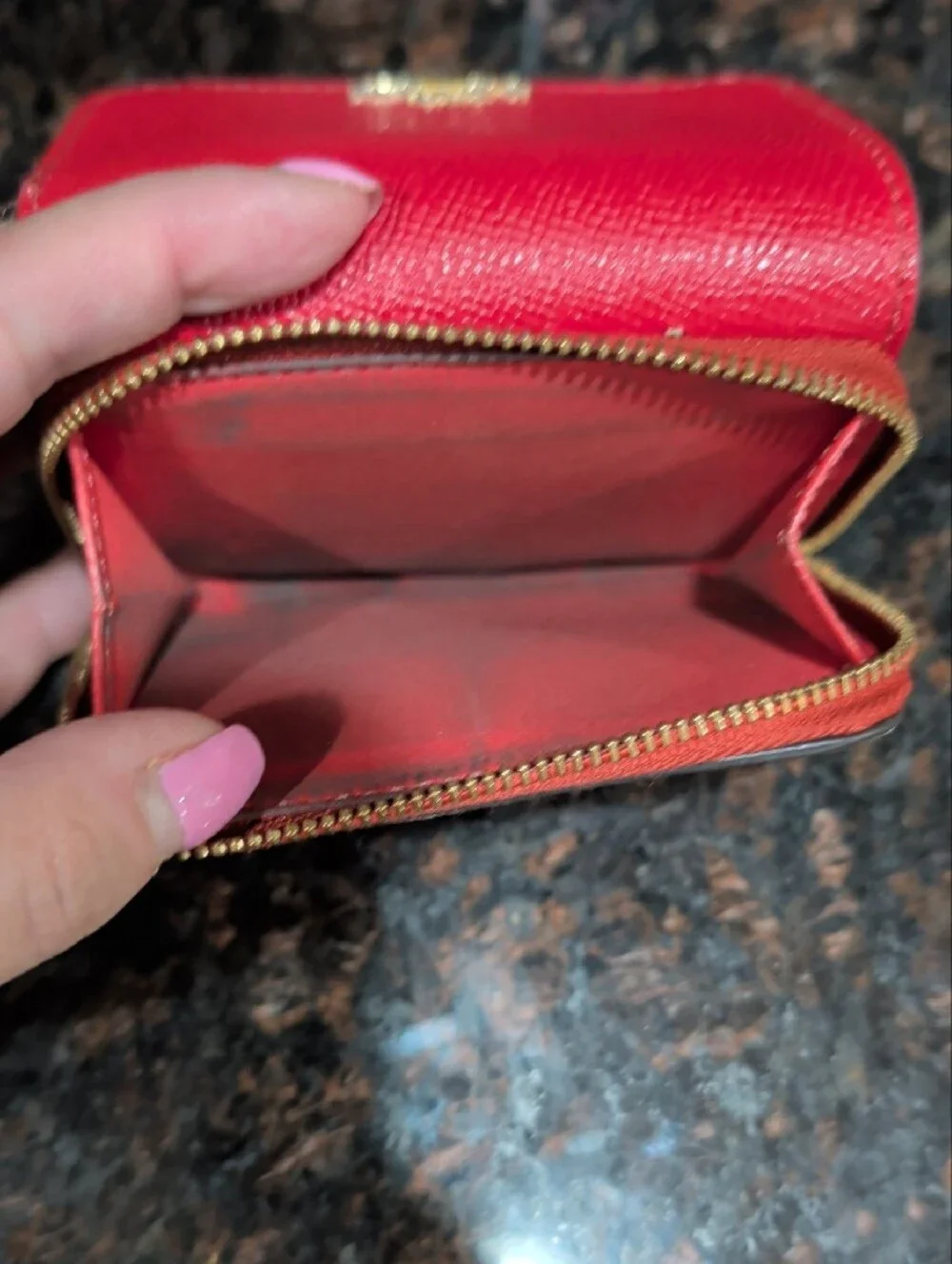 Coach compact trifold